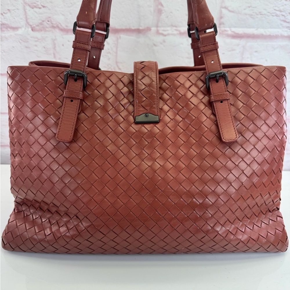 Bottega Veneta Medium Nappa Intrecciato Roma Tote - Picture 6 of 15